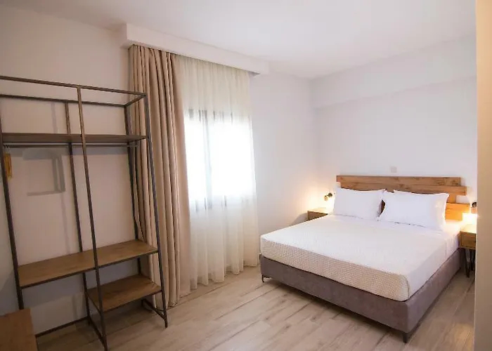 Casa Luxury Suites 2*